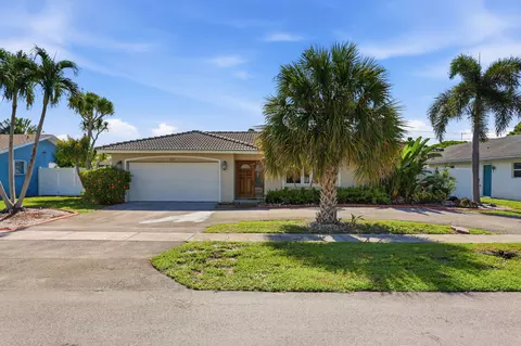 106 Orchard Ridge Ln, Boca Raton, FL 33431