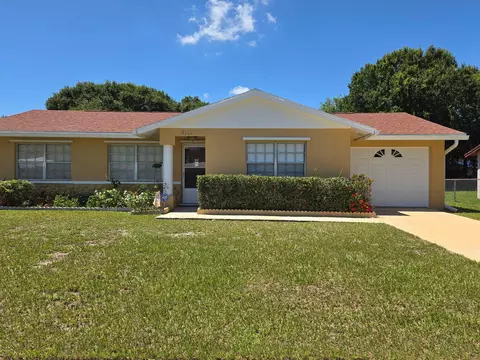 3101 Hibiscus Ave, Fort Pierce, FL 34947