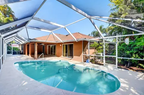 13578 Chatsworth Village Dr, Wellington, FL 33414