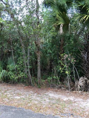 1802 Old River Rd, Fort Pierce, FL 34982