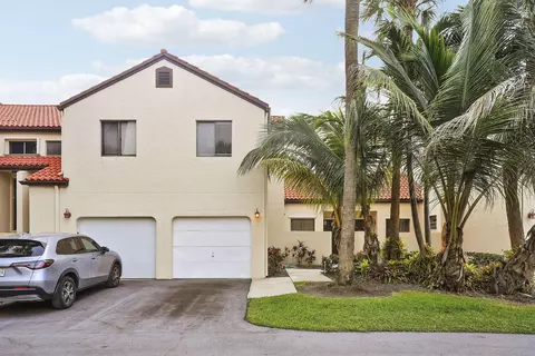 11 Va De Casas Sur, Boynton Beach, FL 33426