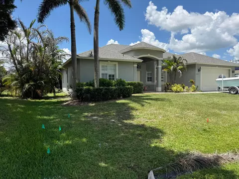 2026 SW Kimberly Ave, Port Saint Lucie, FL 34953