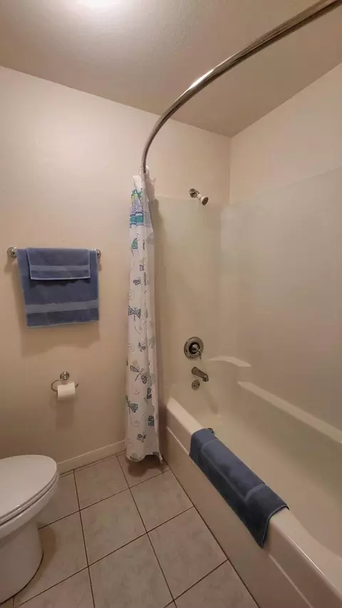 Bath - 1163 Click Dr, Moore Haven, FL 33471 photo 5 of 5