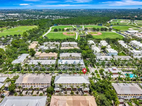 View/Area - 4344 Main St, Jupiter, FL 33458 photo 7 of 9