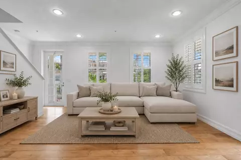 Living - 4344 Main St, Jupiter, FL 33458 photo 3 of 7