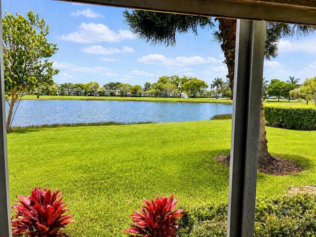 1015 Ainslie A Dr, Boca Raton, FL 33434