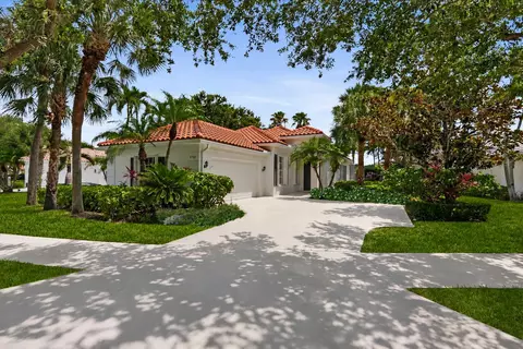 4789 Valencia Dr, Delray Beach, FL 33445