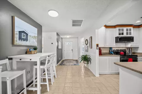 1004 NW 16th Pl, Stuart, FL 34994 photo 7
