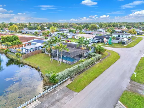 9371 NW 24th Ct, Sunrise, FL 33322