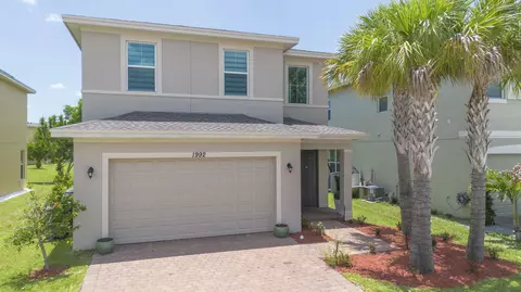 1992 NW Cataluna Cir, Port Saint Lucie, FL 34986