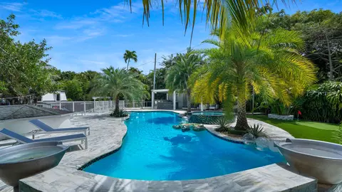 2249 Lazy Ln, Lazy Lake, FL 33305