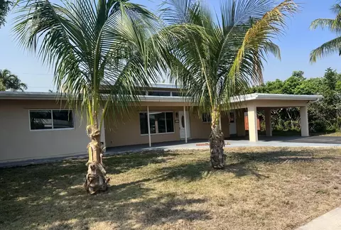 420 NE 24th St, Boca Raton, FL 33431