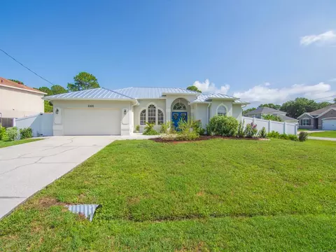 2101 SW Alloway Ave, Port Saint Lucie, FL 34953