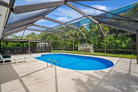 Exterior - 4796 SE Manatee Ter, Stuart, FL 34997 photo 11 of 15