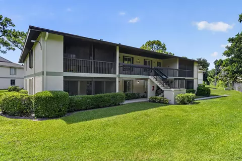 Exterior - 6258 Chasewood Dr #G, Jupiter, FL 33458 photo 3 of 4