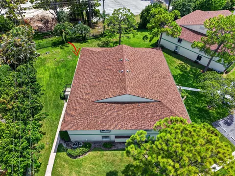 View/Area - 6258 Chasewood Dr #G, Jupiter, FL 33458 photo 3 of 6