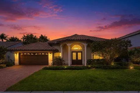 19626 Black Olive Ln, Boca Raton, FL 33498