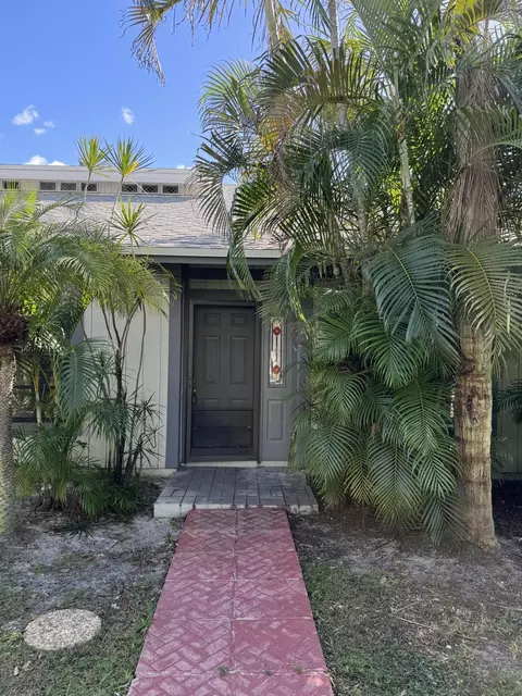 429 N Cypress Dr #C, Tequesta, FL 33469