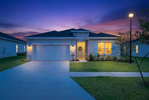 12627 SW Forli Way, Port Saint Lucie, FL 34987