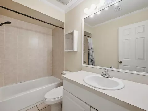1010 SEuclid Ln, Port Saint Lucie, FL 34983