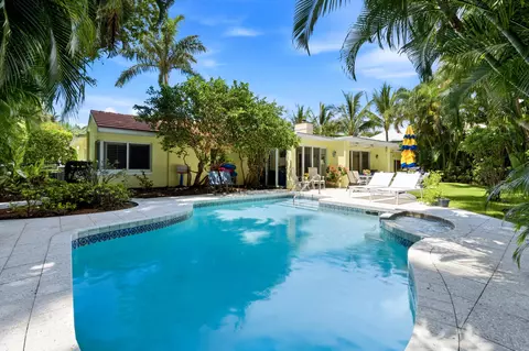 265 Fairview Rd, Palm Beach, FL 33480