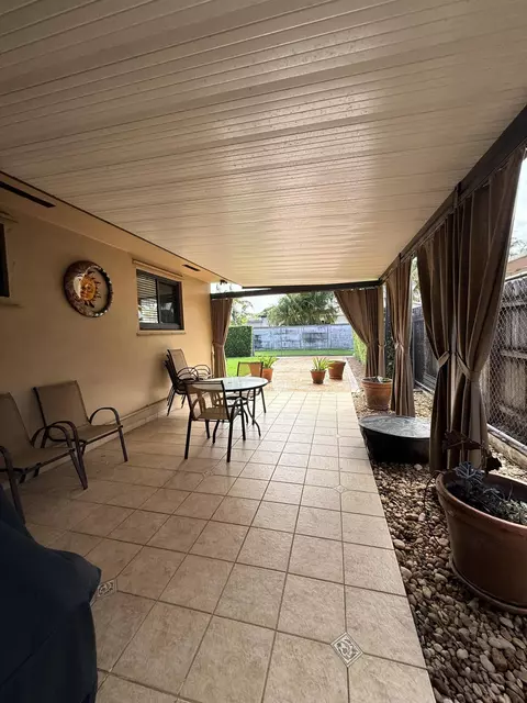 Exterior - 5170 Palm Ave, Hialeah, FL 33012 photo 5 of 12