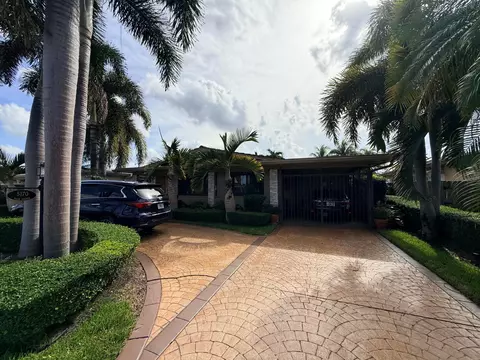 5170 Palm Ave, Hialeah, FL 33012