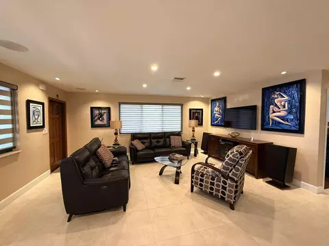 Living - 5170 Palm Ave, Hialeah, FL 33012 photo 1 of 3