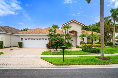 5785 Regency Cir E, Boca Raton, FL 33496