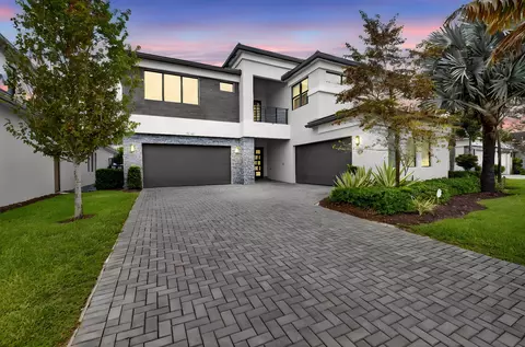 8845 Skyward St, Boca Raton, FL 33496