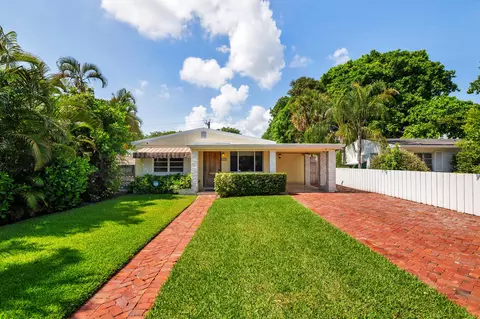 326 Marlborough Pl, West Palm Beach, FL 33405