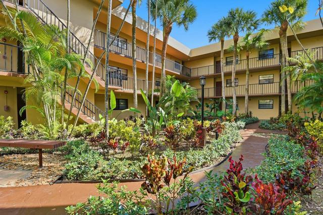10875 SW 112th Ave #202, Miami, FL 33176