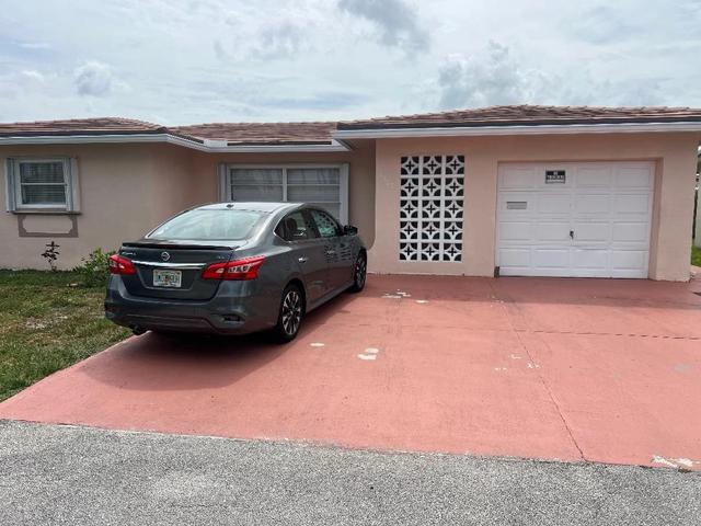 5803 NW 86th Ave, Tamarac, FL 33321