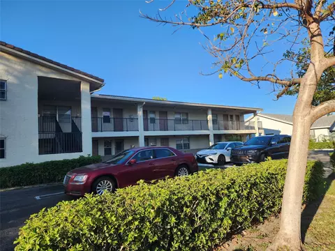 8705 NW 38th Dr #7B, Coral Springs, FL 33065