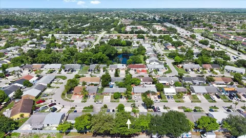 1830 Keenland Cir, West Palm Beach, FL 33415