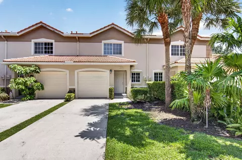 6689 Old Farm Trl, Boynton Beach, FL 33437