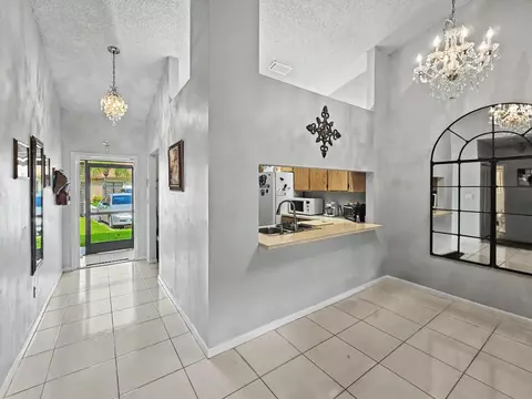 1160 Parkside Green Dr #F, Greenacres, FL 33415