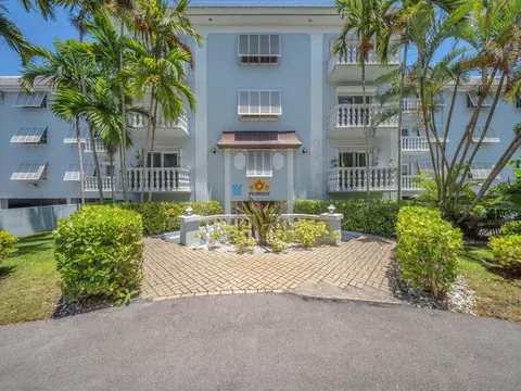 1150 Madruga Ave #C302, Miami, FL 33146