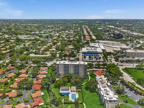 View/Area - 9101 W Sample Rd #204, Coral Springs, FL 33065 photo 4 of 7