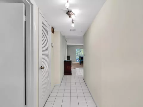 Entry Way - 9101 W Sample Rd #204, Coral Springs, FL 33065 photo 3 of 5