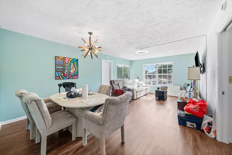 5540 Tamberlane Cir #221, Palm Beach Gardens, FL 33418
