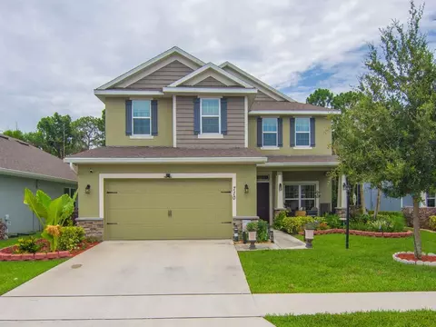 710 NE Turtleback Trl, Port Saint Lucie, FL 34983