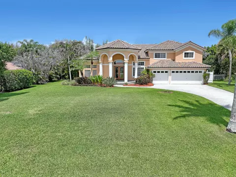 559 SW Squire Johns Ln, Palm City, FL 34990