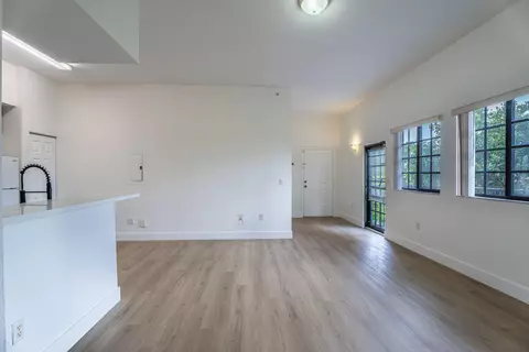 2801 Riverside Dr #301-S, Coral Springs, FL 33065
