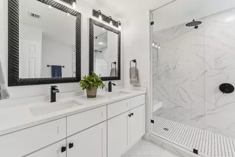 Bath - 7015 SE Cutler Trl SE, Stuart, FL 34997 photo 1 of 4