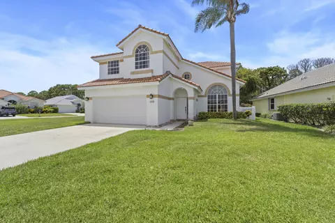 Exterior - 7015 SE Cutler Trl SE, Stuart, FL 34997 photo 2 of 5