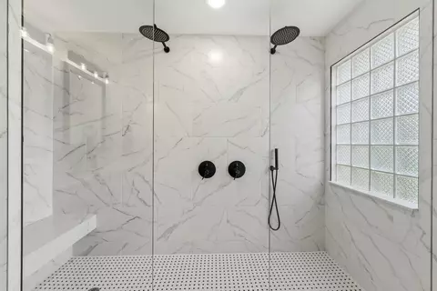 Bath - 7015 SE Cutler Trl SE, Stuart, FL 34997 photo 2 of 4