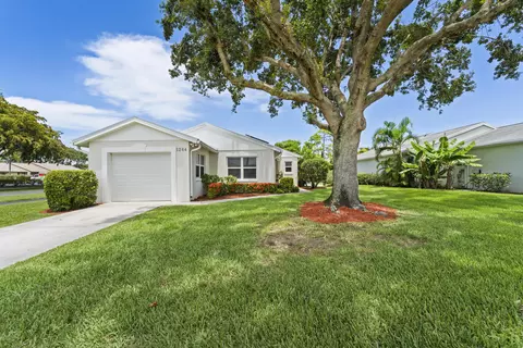 1264 Pine Sage Cir, West Palm Beach, FL 33409