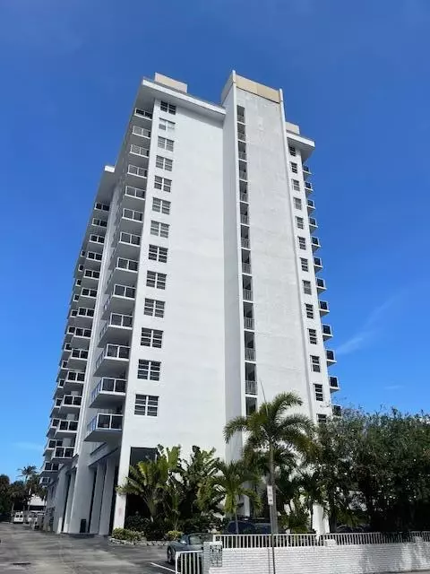 336 N Birch Rd #6D, Fort Lauderdale, FL 33304