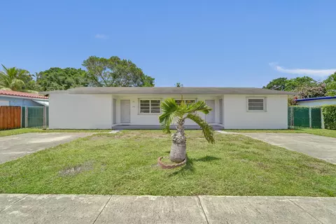 5830 Garfield St, Hollywood, FL 33021